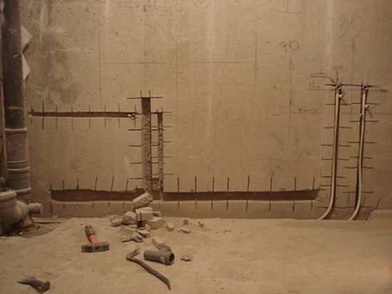 Как спрятать трубы в ванной