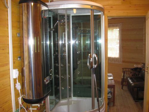 Выбираем душевую кабинку в дом